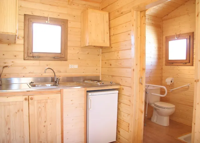 مكان تخييم Canones De Guara Y Formiga *